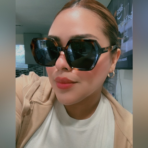 SALE✨CHRISTIAN DIOR blonde Havana DiorMidnight S2F Geometric Sunglasses - Picture 1 of 17